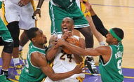 2010nba总决赛第二场,科比与雷·阿伦的巅峰对决