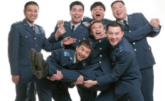 炊事班娱乐吃瓜酱,揭秘军营中的欢乐时光